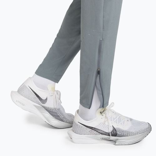 Pánské běžecké kalhoty Nike Stride Dri-Fit Woven smoke grey