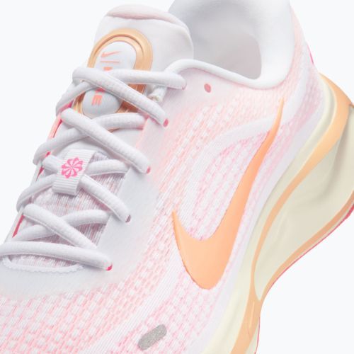 Dámské běžecké boty Nike Journey Run white/sail/ice peach/orange pulse