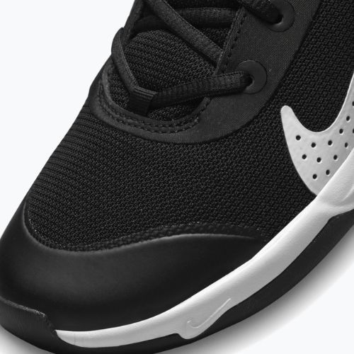 Boty Nike Omni Multi-Court black/white
