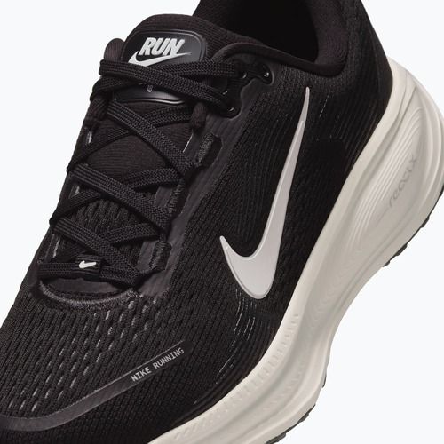 Dětské běžecké boty Nike Vomero 18 black/coconut milk/iron ore/summit white