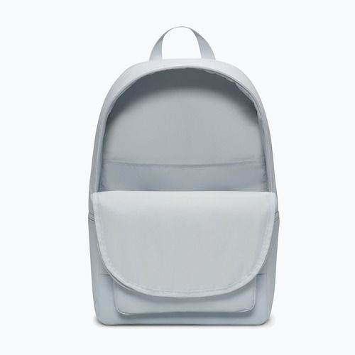 Městský batoh Nike Heritage 23 l pure platinum/metallic silver