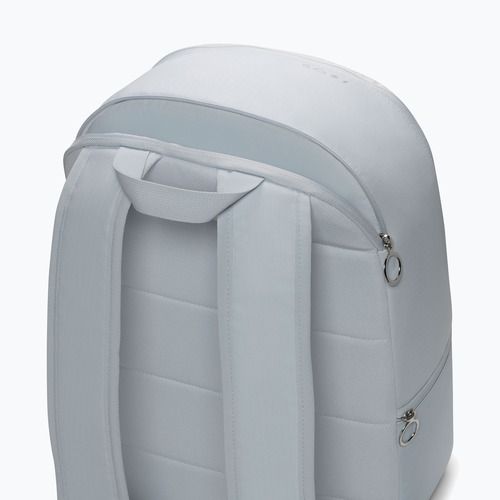 Městský batoh Nike Heritage 23 l pure platinum/metallic silver