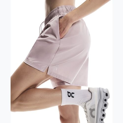 Dámské běžecké šortky On 5" Core heron