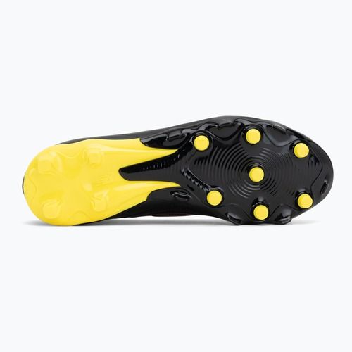 Dětské kopačky New Balance Tekela Team V5 black 100/punch yellow/fire cracker