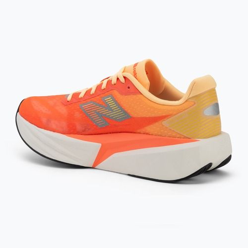 Dámské běžecké boty New Balance FuelCell Rebel V5 tangerine heat/silver metallic
