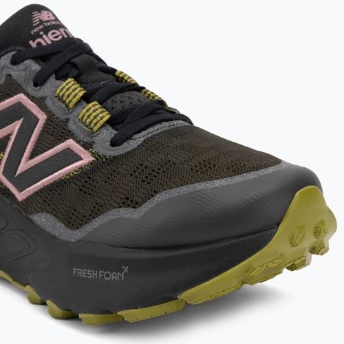 Dámské běžecké boty New Balance Fresh Foam X Hierro V9 faded black/rosewood