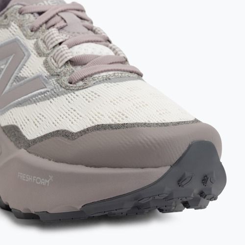 Dámské běžecké boty New Balance Fresh Foam X Hierro V9 sea salt/truffle salt