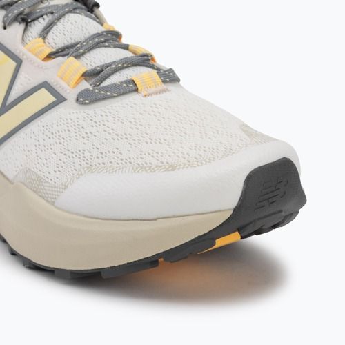 Dámské běžecké boty New Balance Fresh Foam Garoe V2 sea salt/white peach/timberwolf