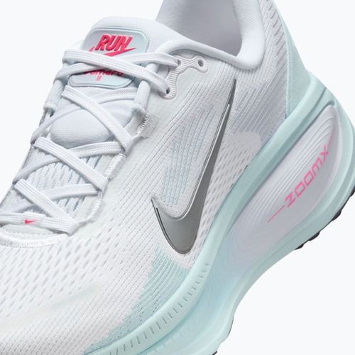 Dámské běžecké boty  Nike Vomero 18 white/glacier blue/metallic silver