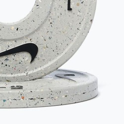 Olympijské kotouče Nike Strength Grind Change Plates 2 x 1 kg wolf grey