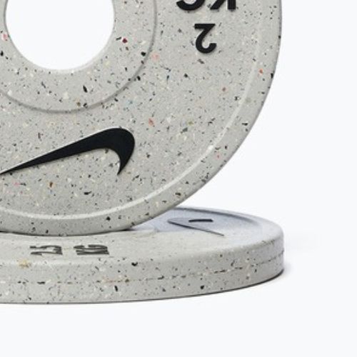 Olympijské kotouče Nike Strength Grind Change Plates 2 x 2 kg wolf grey