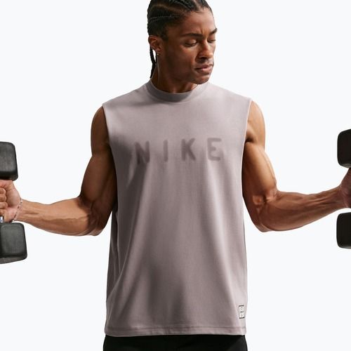 Pánské tréninkové tričko Nike Athletic Club Dri-Fit light violet ore/light violet ore
