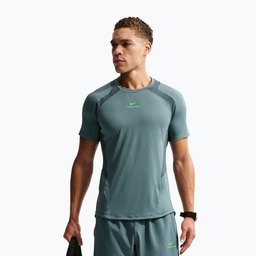 Pánské tréninkové tričko Nike Pro Training Dri-Fit mineral slate/faded spruce/green strike