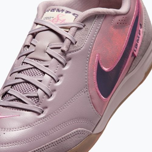 Pánské kopačky Nike Tiempo Streetgato PRM IC light violet ore/gum dark brown/peony