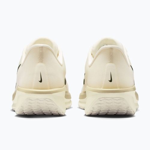 Pánské běžecké boty Nike Quest 6 pale Iiory/linen/sanddrift/black spruce