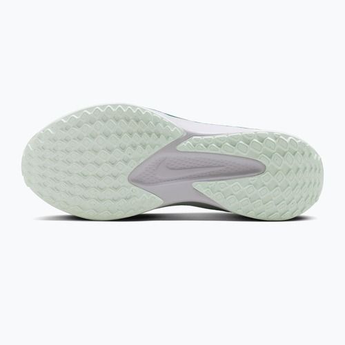 Dámské běžecké boty Nike Quest 6 barely green/white/metallic silver