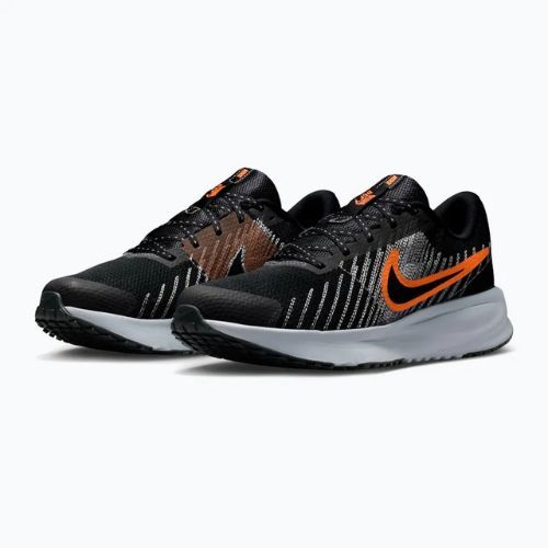 Pánské běžecké boty Nike Run Defy black/wolf grey/total orange