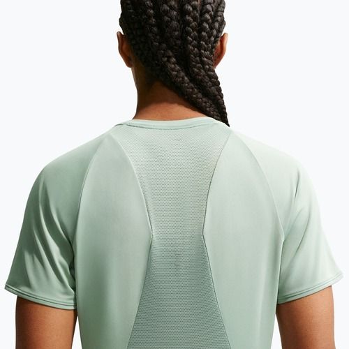 Dámské běžecké tričko Nike Swift Dri-Fit steam