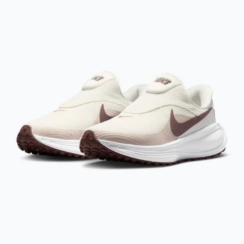 Dámské běžecké boty Nike Revolution 8 EasyOn phantom/white/silt red/tattoo