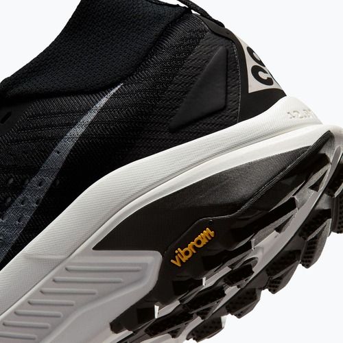 Pánské běžecké boty Nike ACG Zegama Trail černé/oranžové/sněhově bílé
