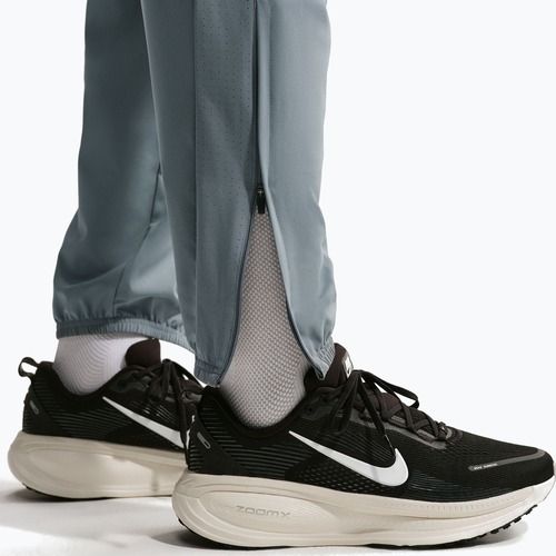 Pánské běžecké kalhoty Nike Miler Dri-Fit Woven smoke grey/smoke grey