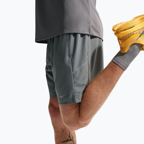 Pánské běžecké šortky Nike Miler Dri-Fit Brief Lined7" smoke grey/smoke grey