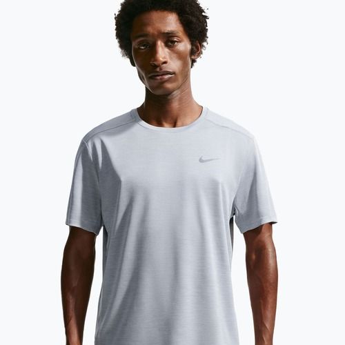 Pánské běžecké tričko Nike Miler Dri-Fit UV grey fog/particle grey