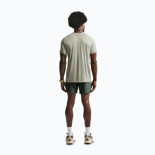 Pánské běžecké tričko Nike Stride Dri-Fit ADV spruce fog/light army
