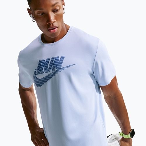 Pánské běžecké tričko Nike Miler Dri-Fit UV hydrogen blue/lapis
