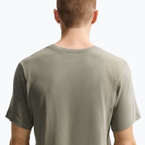 Pánské běžecké tričko Nike Dri-Fit Running silver sage/spruce fog