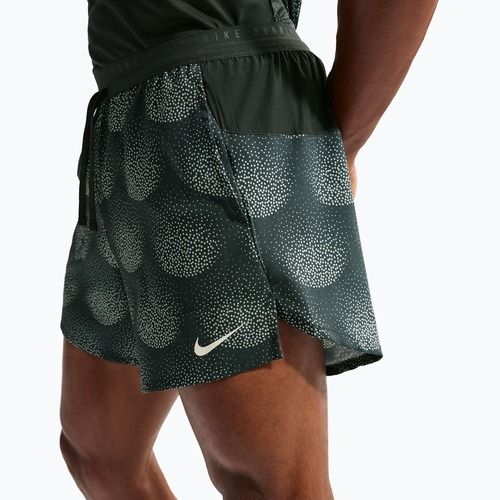 Pánské běžecké šortky Nike Stride Dri-Fit Brief Lined 5" black spruce