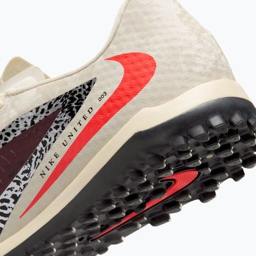 Pánské kopačky Nike United Phantom 6 Low Academy TF burgundy crush/fossil/university red