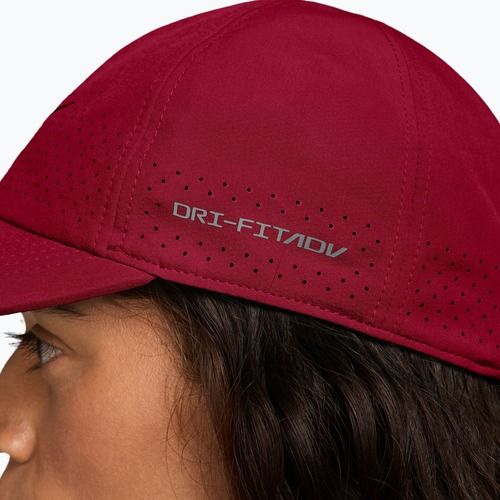 Kšiltovka Nike Dri-FIT ADV Club team red/pale ivory