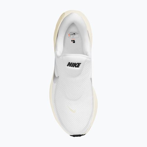 Dámské běžecké boty Nike Revolution 8 EasyOn white/sail/black/metallic silver