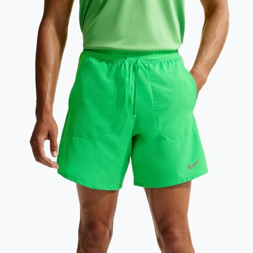 Pánské šortky Nike Stride Dri-Fit s podšívkou 5" zelená jiskra