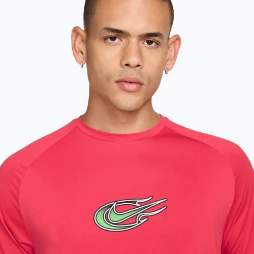 Pánské běžecké tričko Nike Stride fusion red