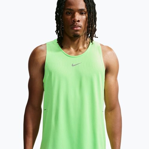 Pánské běžecké tričko Nike Stride volt/light silver