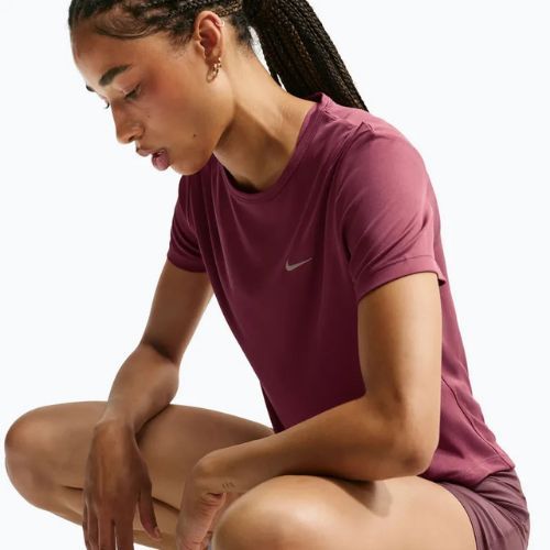 Dámské běžecké tričko Nike Tempo pink smoke