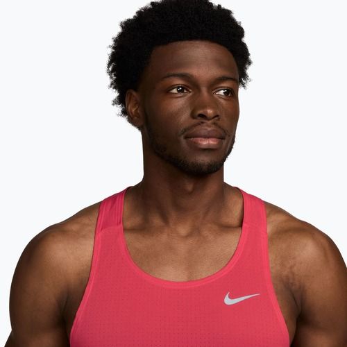 Pánské běžecké tričko Nike Fast Dri-Fit fusion red