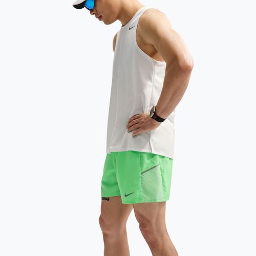 Pánské běžecké šortky Nike Miler illusion green
