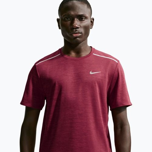 Pánské běžecké tričko Nike Miler Dri-Fit UV tough red/mystic dates