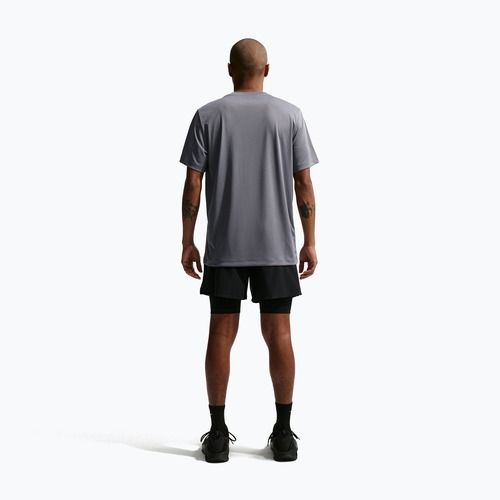 Pánské tréninkové tričko Nike Dri-FIT Training T-Shirt smoke grey/black