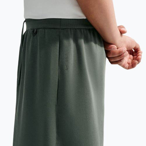 Pánské tréninkové šortky Nike 24.7 ImpossiblySoft camo green/black/outdoor green
