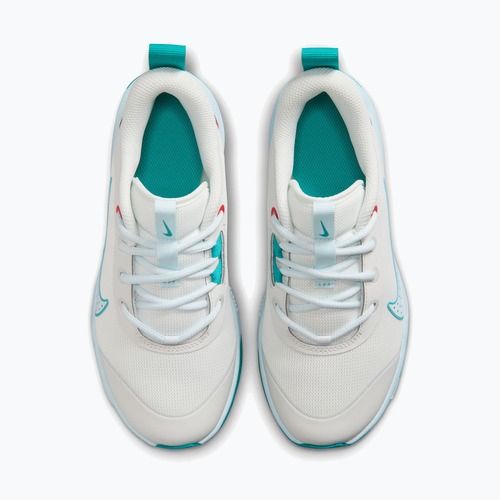 Boty Nike Omni Multi-Court off white/energy/glacier blue