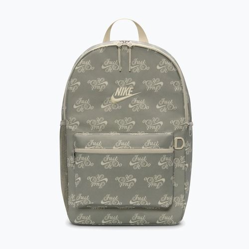 Městský batoh Nike Heritage 23 l light army/light khaki/light khaki