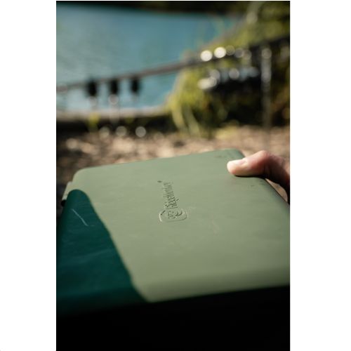 RidgeMonkey Armoury Tackle Box zelená RM421