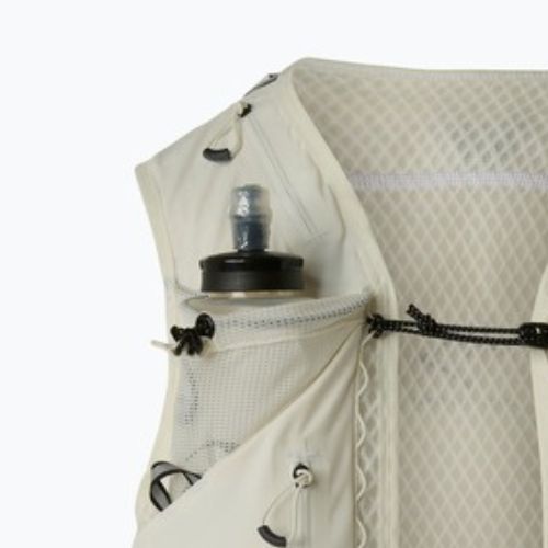 Běžecká vesta ASICS Fujitrail cream