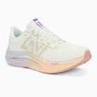 Dámské běžecké boty  New Balance FuelCell Propel v4 sea salt