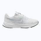 Pánské běžecké boty Nike Run Defy white/black/pure platinum