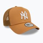 Kšiltovka  New Era League Essential Trucker New York Yankees dark beige
